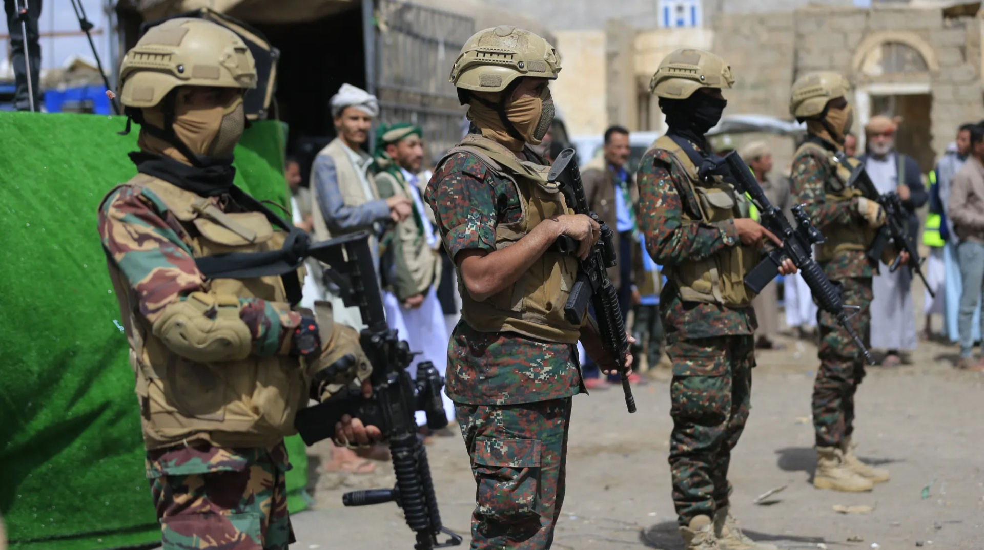 Іран закликає хуситів атакувати судна у Червоному морі