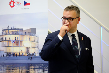 Vláda odvolala šéfa Expo kvůli dvojnásobným nákladům