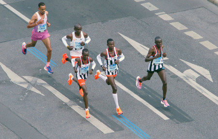 Djokovic bezlepková dieta a Kipchoge jednoduchost: návyky hvězd