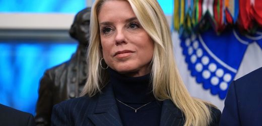 Trump entlässt Justizministerin Pam Bondi nach einem Jahr