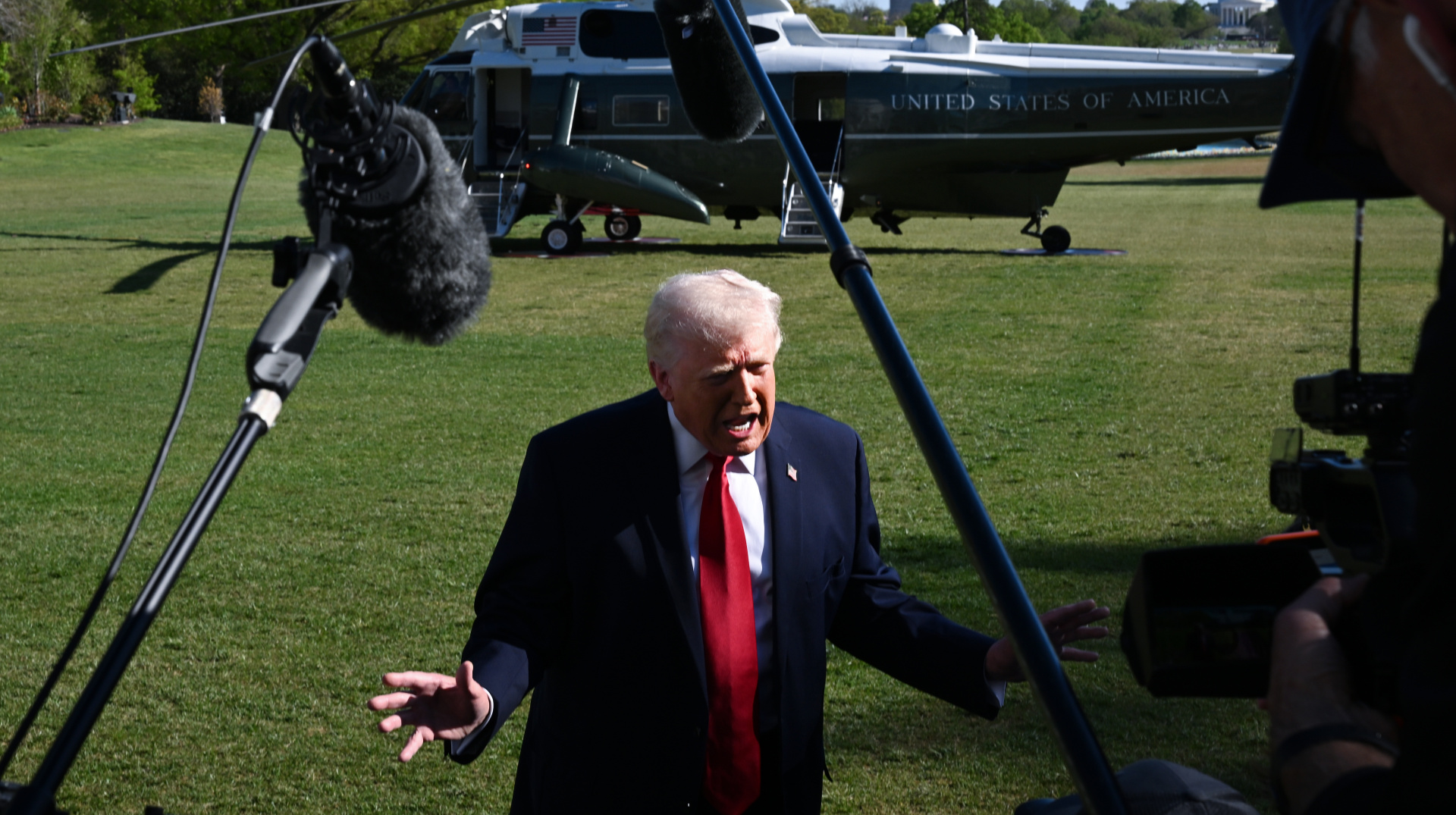 Трамп заявив про перемогу над Іраном до переговорів