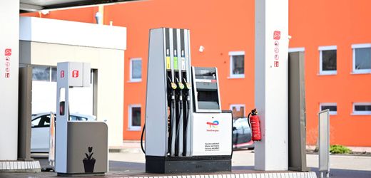 Deutschland plant weitere Maßnahmen gegen hohe Spritpreise