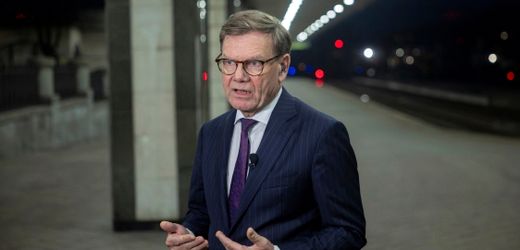 Wadephul besorgt über Trumps NATO-Austrittsdrohung