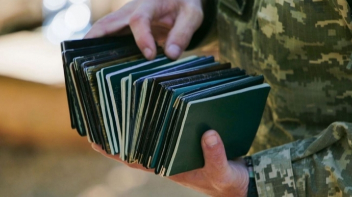 Вінниця: чоловік поранив ножем двох військових ТЦК 4 квітня