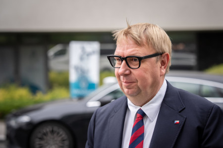 MPSV zruší 67 míst, odbory hlásí největší propouštění